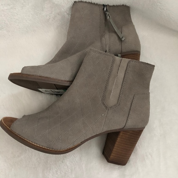 NWT Toms Majorca Peep Toe Suede Booties Boots 9.5M - Picture 5 of 6